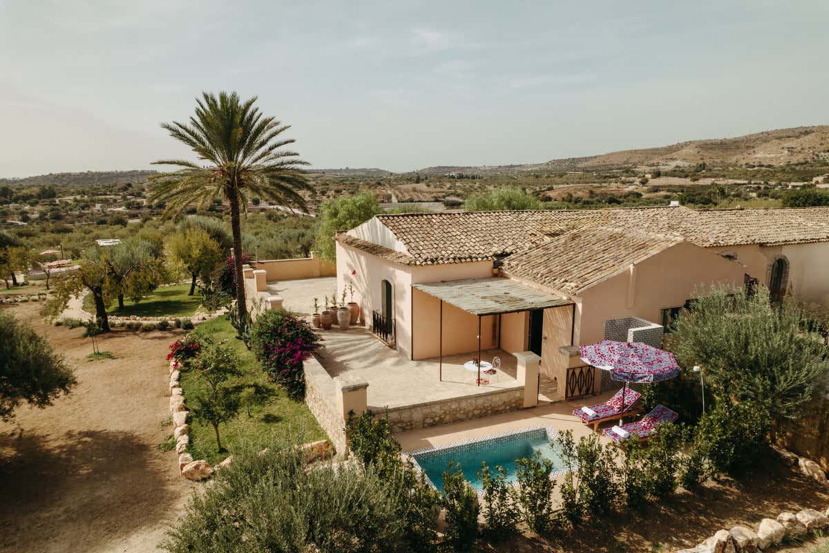 Braccialieri: il nuovo boutique resort tra design e natura nella Val di Noto