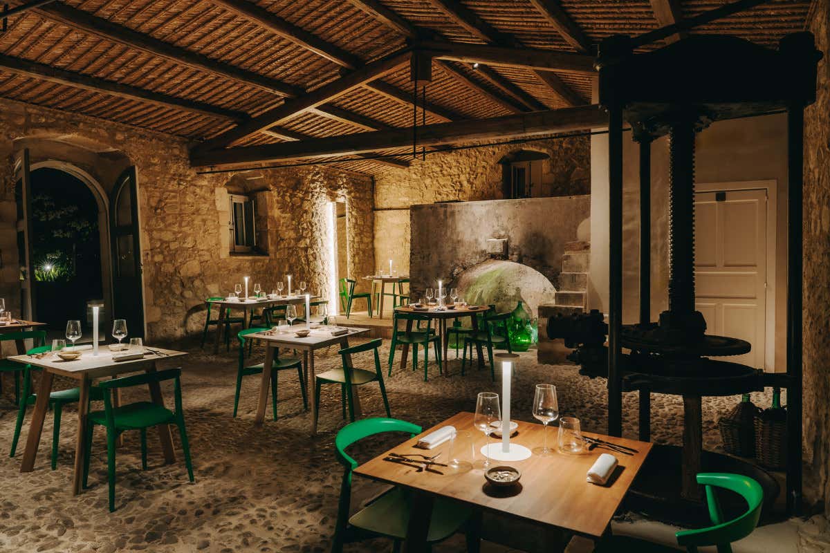 Dodici Zappe: la nuova tavola del gusto nel cuore del Val di Noto Dodici Zappe: la nuova tavola del gusto nel cuore del Val di Noto