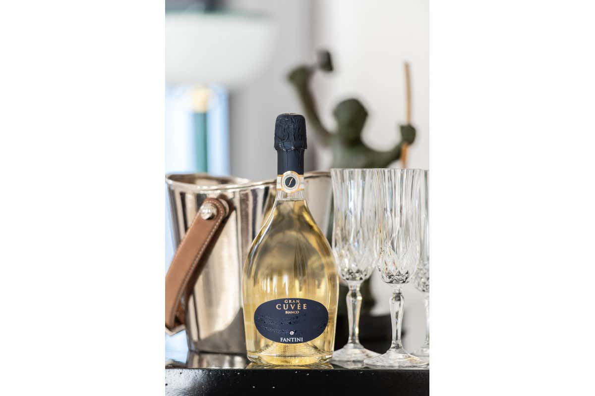Grand Cuv&eacute;e Fantini&nbsp; Due bollicine e un bianco: a fine anno si brinda con Vini Fantini