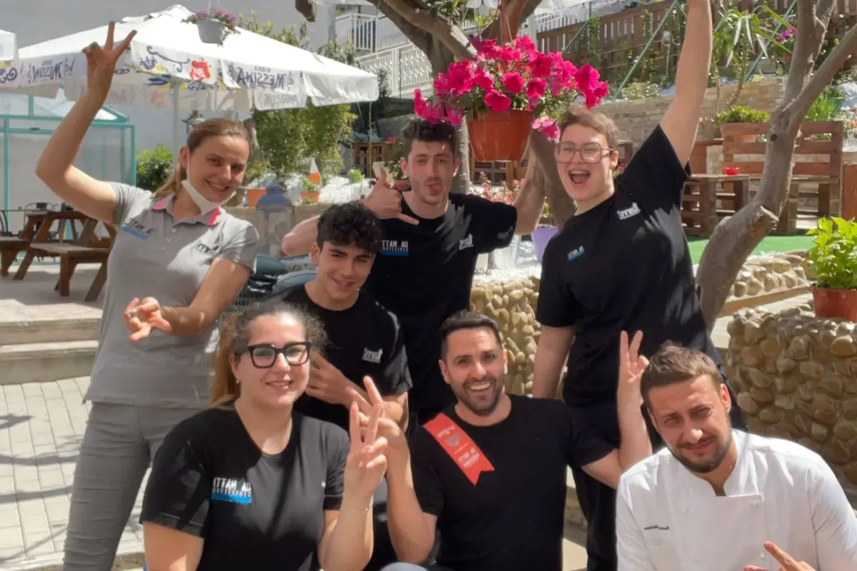 Lo staff di Da Matti&nbsp; Sulla Costa dei Trabocchi, il panino di mare targato Da Matti Street Food