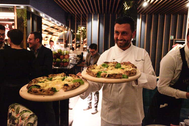 (Da Pino in Duomo le invenzioni di Barreca con le farine griffate Molino Magri) (Da Pino in Duomo le invenzioni di Barreca con le farine griffate Molino Magri)