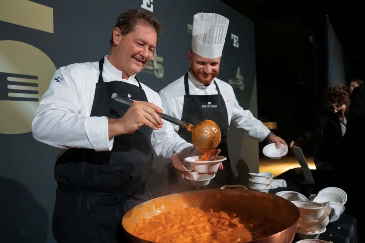 Sarà Da Vittorio a coordinare il catering dell’evento di presentazione de Le Guide de L’Espresso 2026 Da Vittorio firma il catering della presentazione de Le Guide de L’Espresso 2026