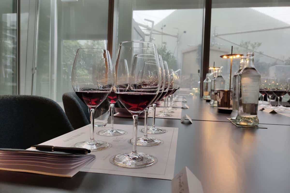 La famiglia Damilano presenta il suo Barolo, in verticale e in orizzontale La famiglia Damilano presenta il suo Barolo, in verticale e in orizzontale