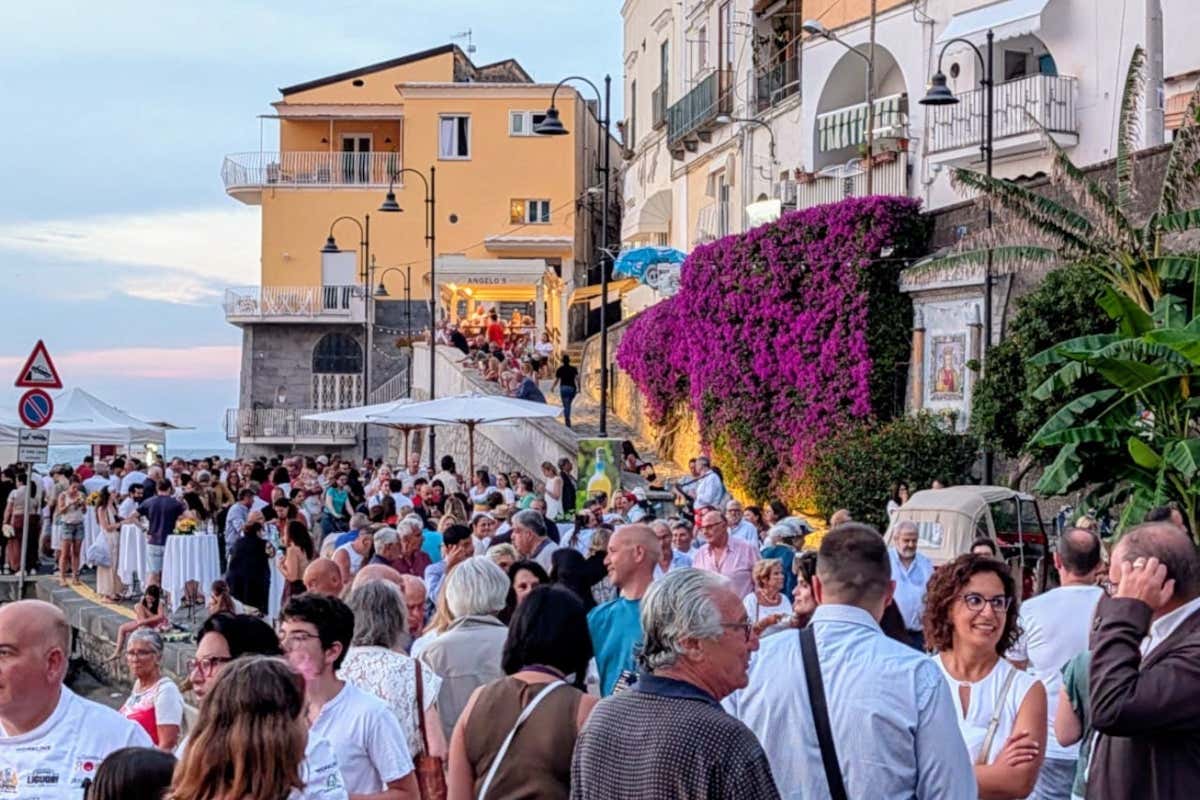 I turisti, anche durante questa manifestazione, sono stati numerosi e ben accolti a Massa Lubrense
