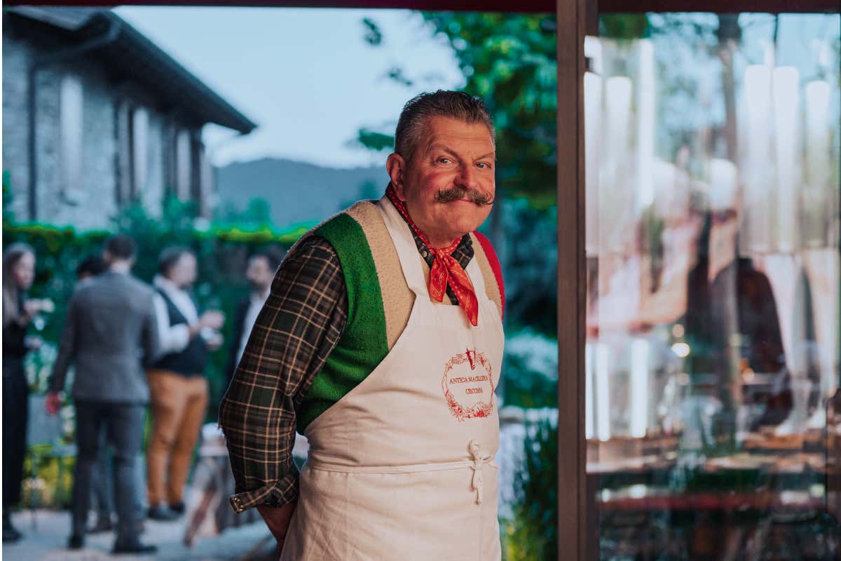 Dario Cecchini Dario Cecchini, il macellaio più famoso al mondo, apre Quintale