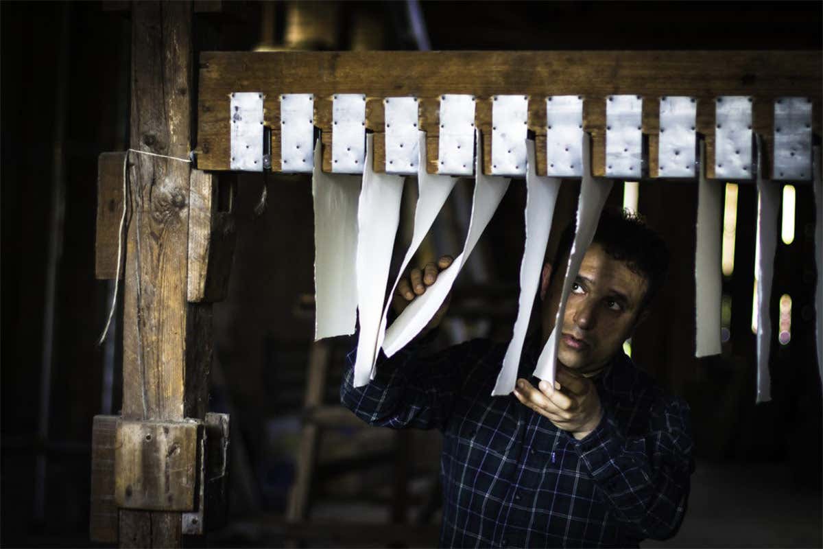 La sezione la vita della Cartiera approfondisce le fasi del processo produttivo 