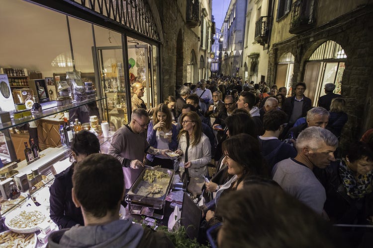 (Bergamo, il Casoncello e il turismo La città si unisce nel segno del cibo)