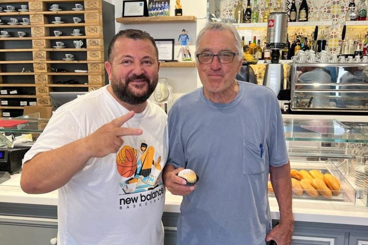 Robert De Niro a Napoli preferisce la pizza di Ciro Oliva