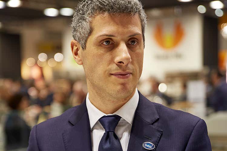 Alessandro Belloli (Debic, packaging essenziale e antispreco La sua Panna arriva nella mixology)