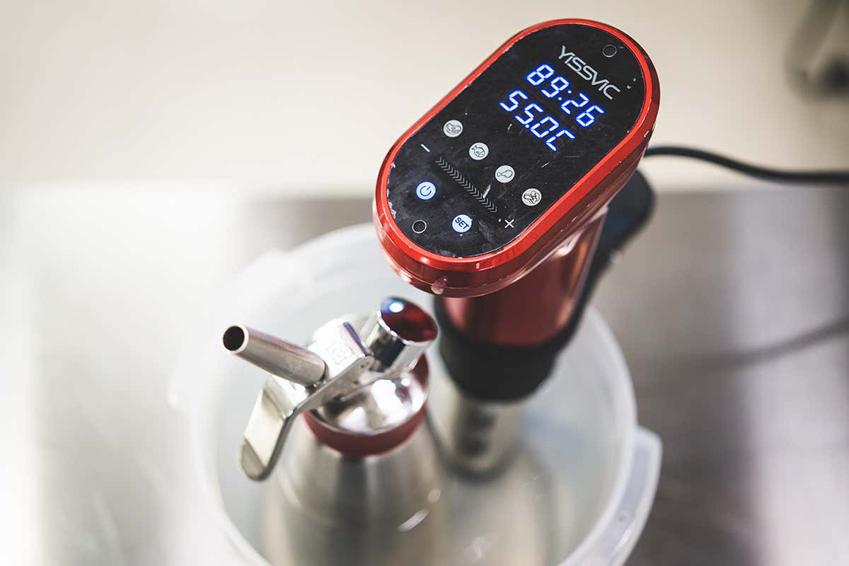 Come realizzare una perfetta [spuma a caldo] con il sifone?