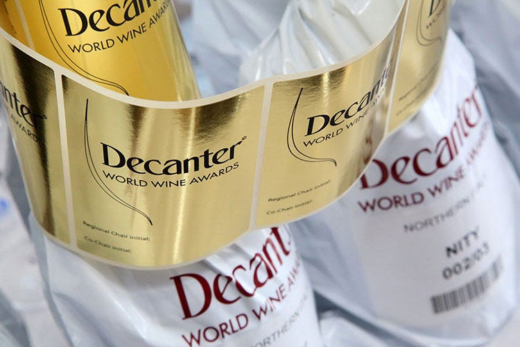 (Decanter world wine awards 2019 Premiati 2.385 vini italiani)