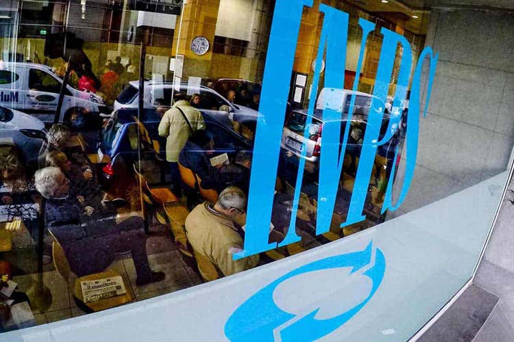 Proroga per cassa integrazione e prestazioni di disoccupazione - Cig, affitti, suolo pubblico e spesa Gli aiuti del governo a locali e hotel