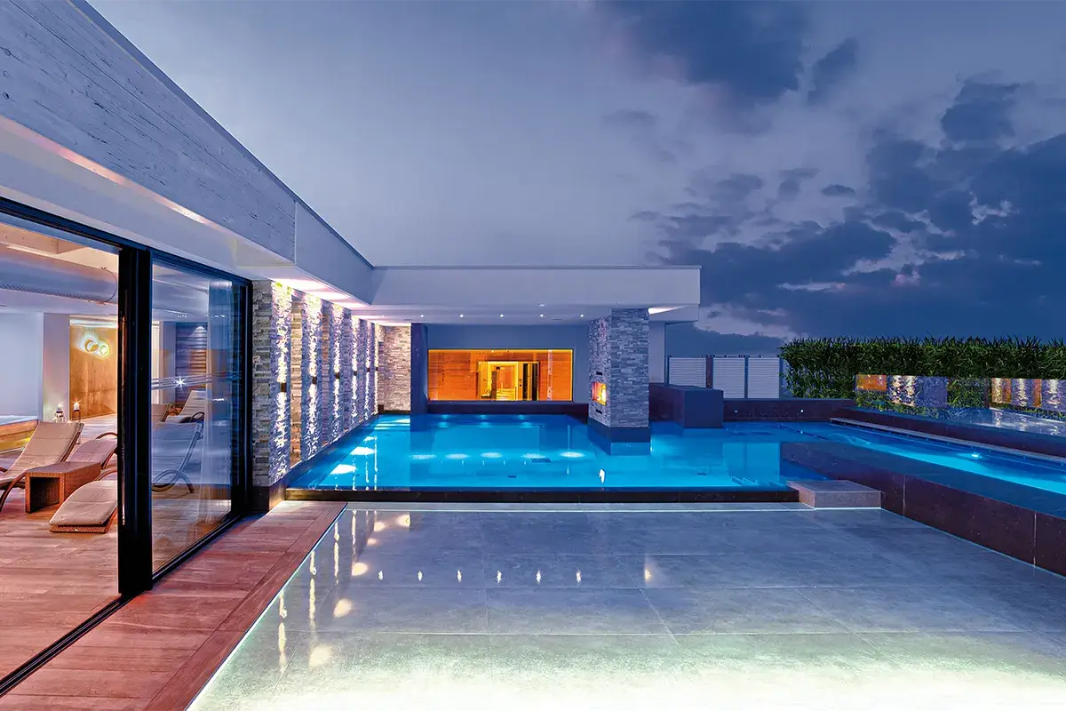 RoofTop54, la Spa panoramica Qui il benessere &egrave; una filosofia Lo stile dell'Esplanade Tergesteo