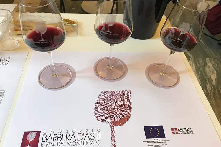 La Barbera d&rsquo;Asti si racconta Il Consorzio spinge il territorio