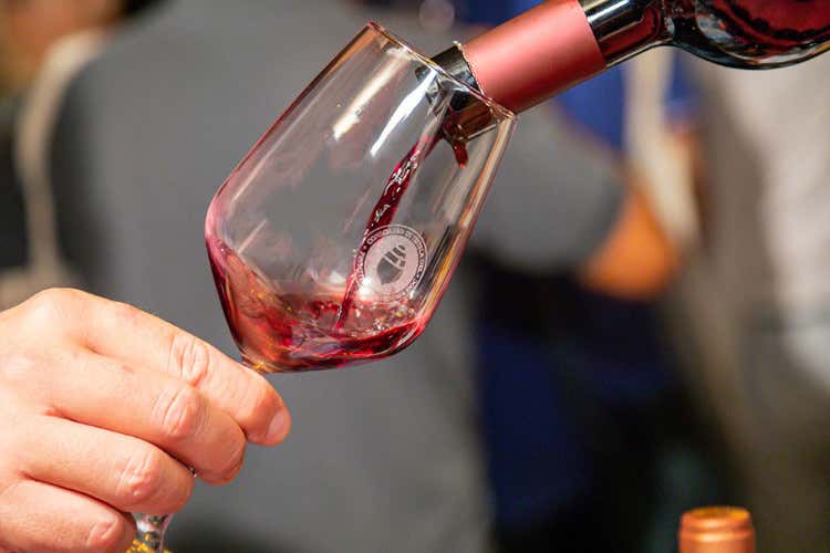 Il Consorzio di tutela del Primitivo di Manduria blocca i falsi - Primitivo di Manduria, quanti falsi! Il Consorzio di tutela blocca tutto