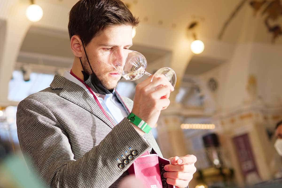 Degustazioni, showcooking, premi e convegni hanno animato la kermesse altoatesina Merano WineFestival oltre le apsettative: pi&ugrave; di 5mila le presenze registrate