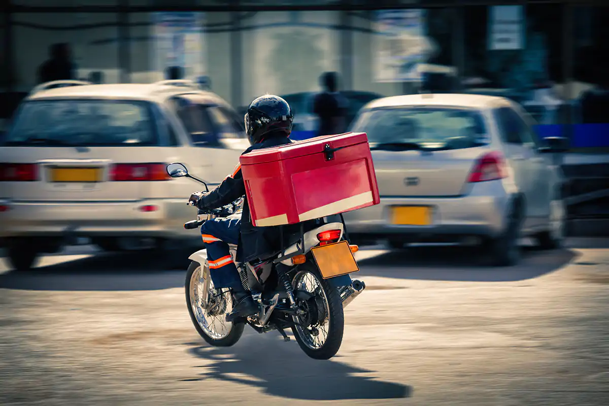 Trovato l'accordo fra sindacati e Assodelivery Delivery, trovato l'accordo sui riderfra Assodelivry e sindacati