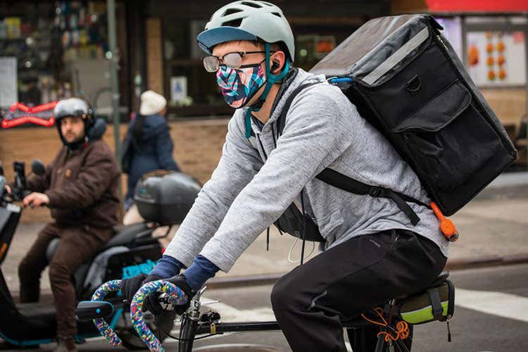 Delivery, servizio pubblico?  La Fipe studia una soluzione