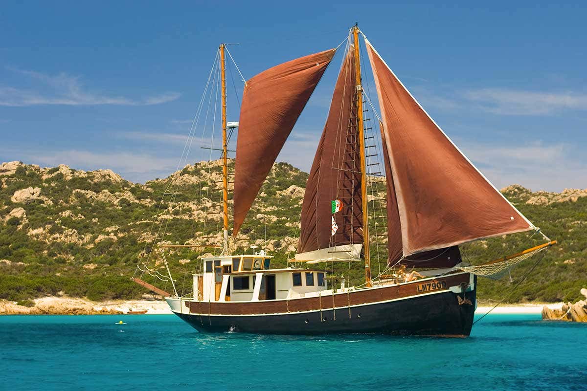 Il veliero Pulcinella Nei Delphina resorts 