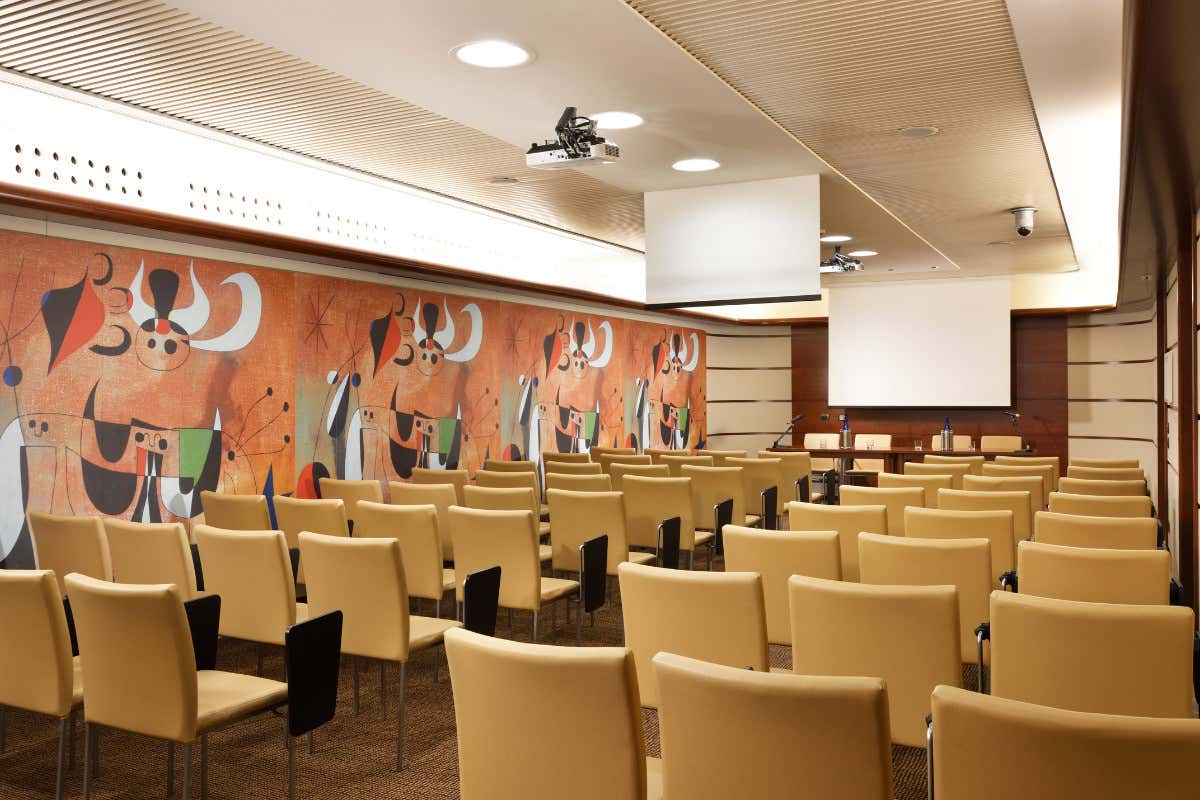 Una delle attrezzate sale meeting dell'UNA Hotels Cusani Milano