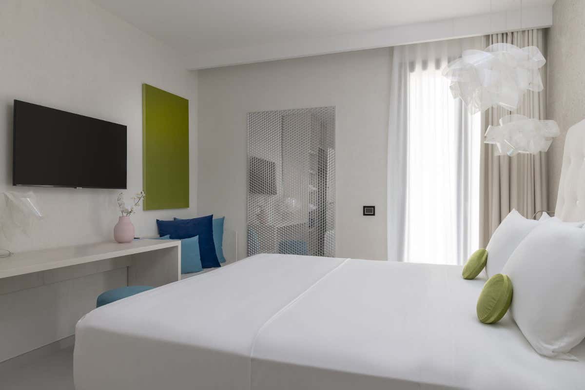 Una camera da (A)mare Demo Design Emotion, a Rimini un soggiorno all'insegna del design italiano