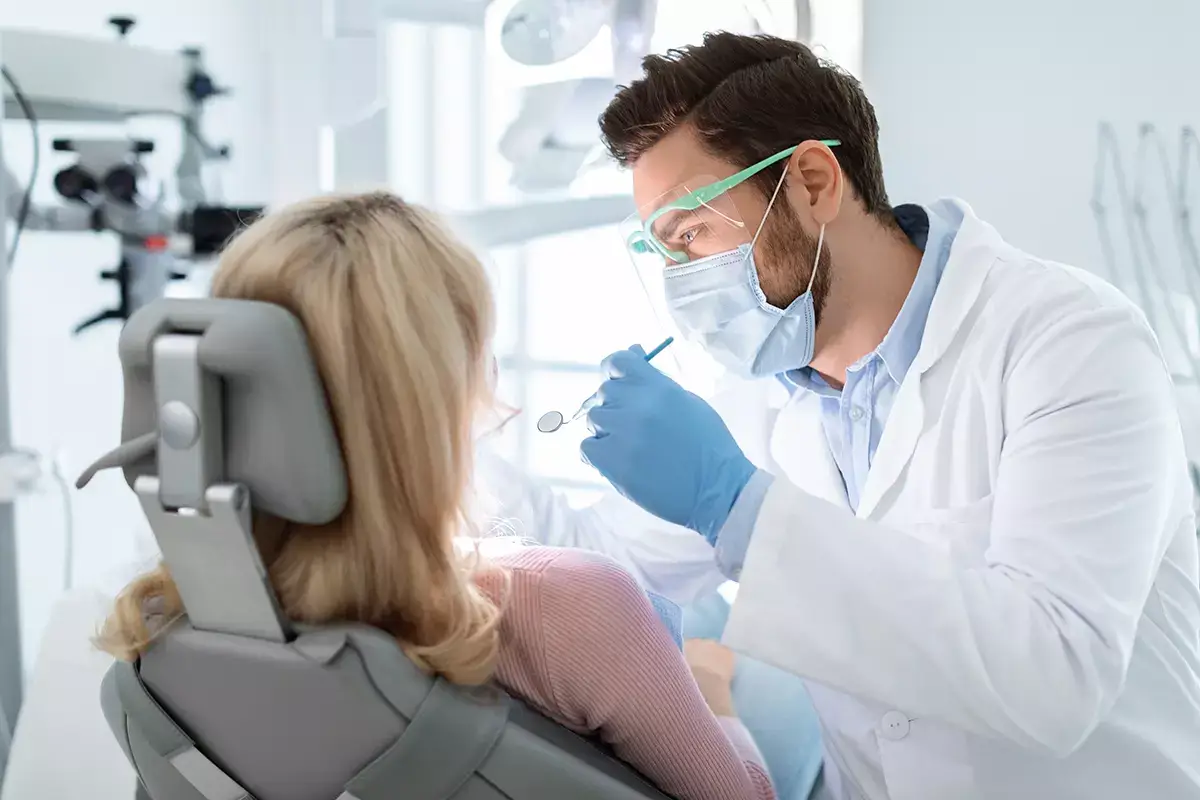 In partenza per le vacanze? Prima meglio un controllo dal dentista