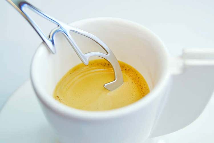 Il cucchiaino che non smonta la crema Design e innovazione sposano il caff&egrave;
