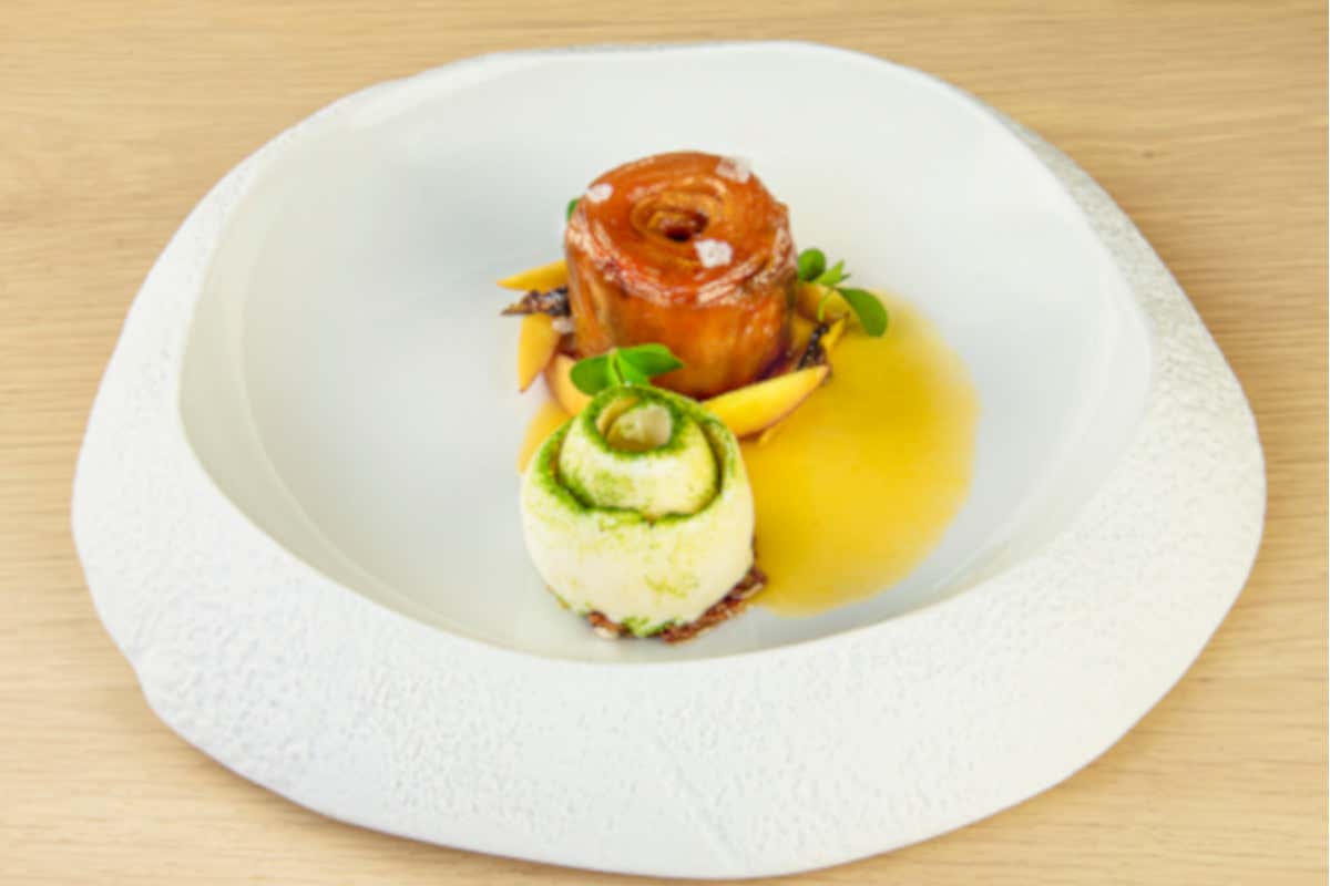 Pesca, lattuga di mare e kefir di capra Hotel Byron a Forte dei Marmi 18 nuove suite tra mare cucina e arte