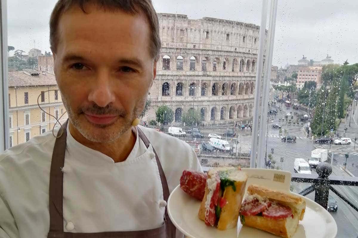 Il panino al Cacciatore di Giuseppe De Iorio Tutto il gusto del Cacciatore in un panino, il Consorzio celebra il salame Dop
