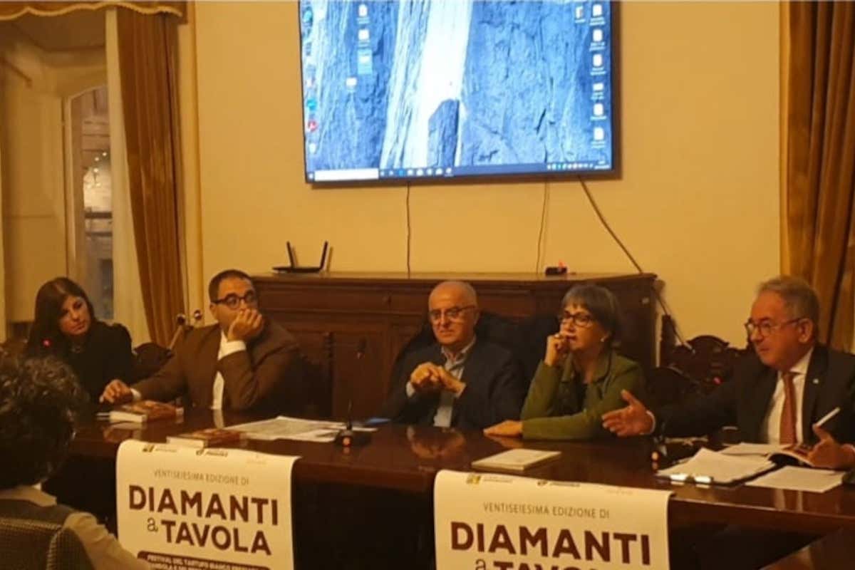 Amandola celebra 'Diamanti a Tavola': il Sindaco Mariangeli elogia i custodi del bosco