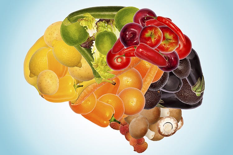 L'alimentazione gioca un ruolo importante per la memoria Mantenere una buona memoria? Ecco gli alimenti consigliati