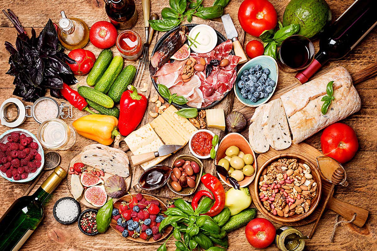 Patuanelli a difesa dei prodotti agroalimentari Made in Italy Nutriscore e vino senza alcol Patuanelli: «No a passi indietro»