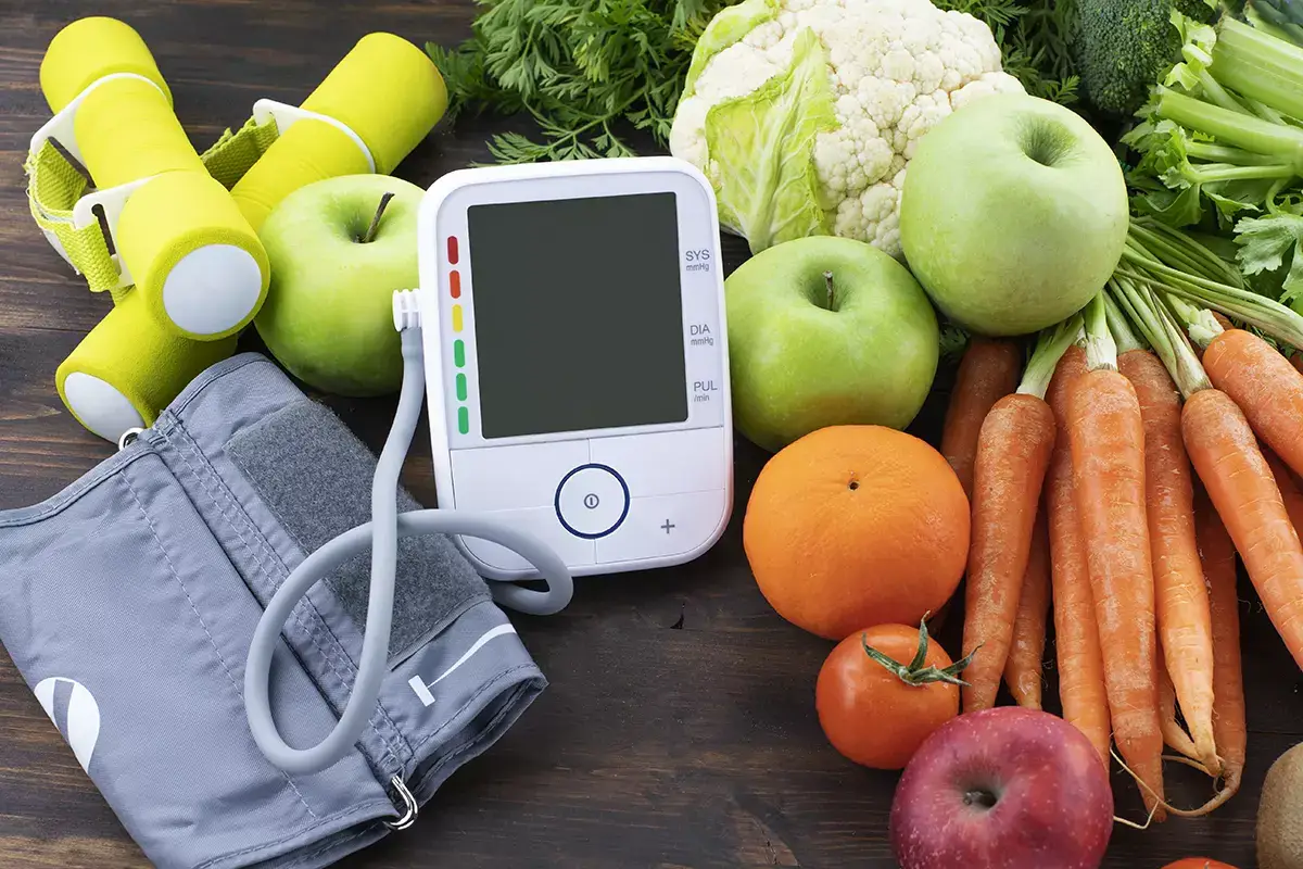 La dieta DASH &egrave; un modello alimentare per aiutare molte persone ad abbassare la pressione&nbsp; Soffri di ipertensione: gli otto alimenti che devi mangiare