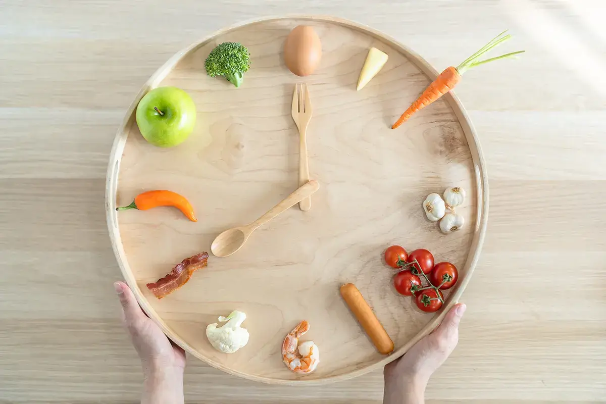 Quanti pasti al giorno? La salute passa anche dal digiuno