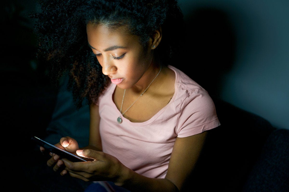 Dipendenza da internet negli adolescenti: quando l’uso del web diventa patologico