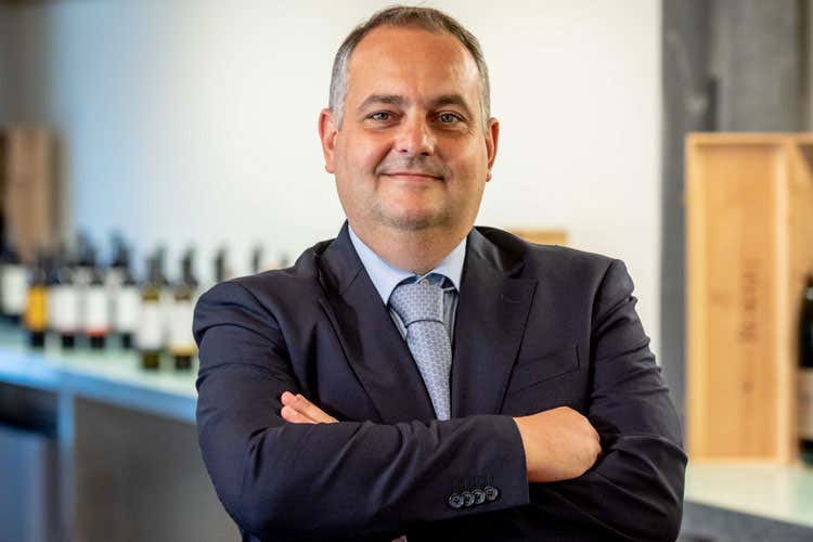 Francesco Giovannini (Gruppo Mezzacorona, Maccari lascia Francesco Giovannini nuovo direttore)