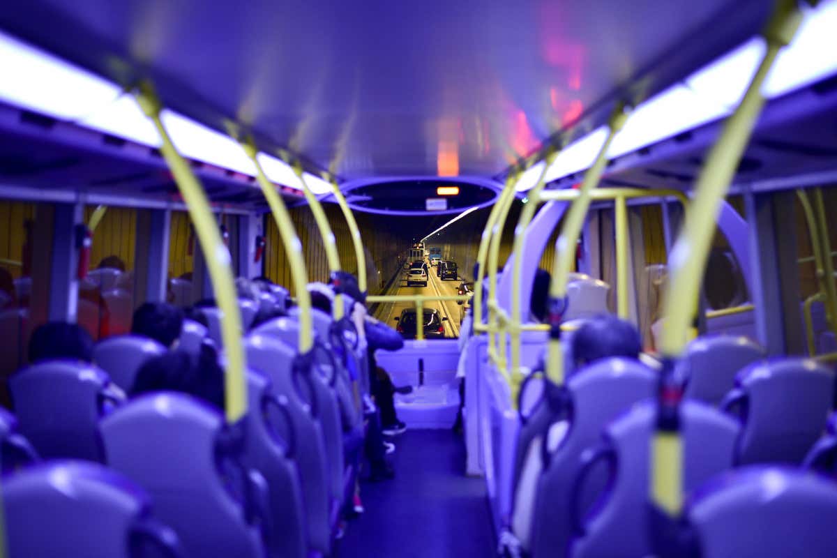 Il Discobus funziona ed evita le tragedie: è il futuro della vita notturna?