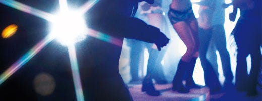 Gli italiani “nottambuli” In discoteca non solo da giovani
