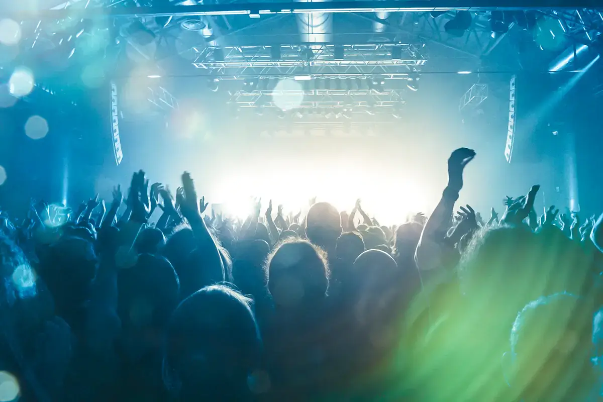 Discoteche in protesta a Firenze marted&igrave; 6 luglio Discoteche in piazza a Firenze A Pisa rave party da 6mila persone