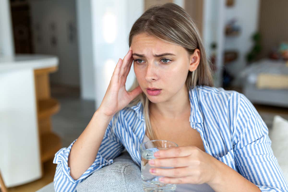 Con i primi caldi cresce il rischio di disidratazione: i campanelli d’allarme Con i primi caldi cresce il rischio di disidratazione: i campanelli d’allarme
