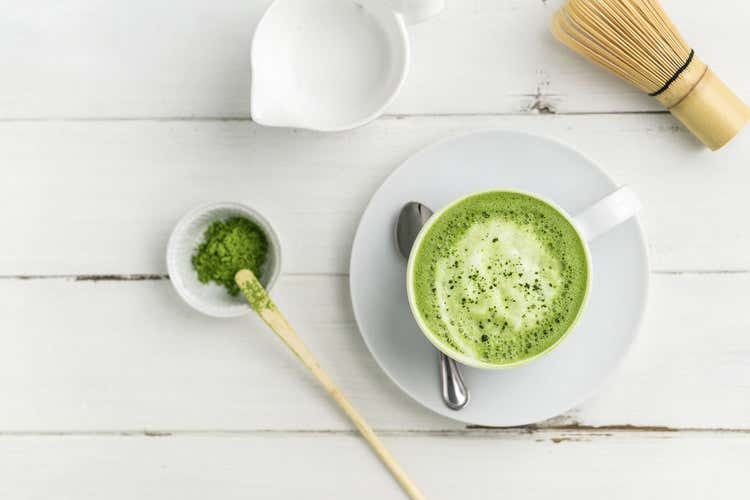 Il Matcha cappuccino (Dissetante, nei cocktail o in cucinaTutte le anime del t&egrave;)