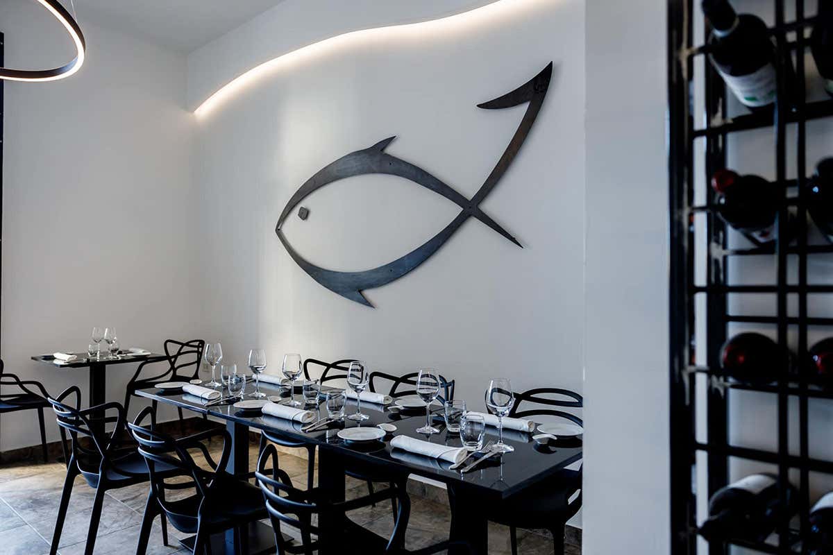 L'elegante sala Due giovani a Roma e un Dogma: pesce freschissimo e brace L'elegante sala Due giovani a Roma e un Dogma: pesce freschissimo e brace