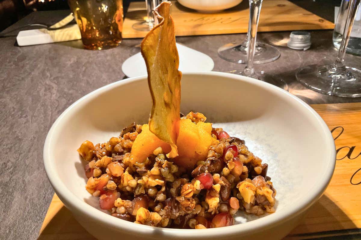 Al “Wine Not?” di Ancona chef Capretta sorprende con la sua cucina bio 