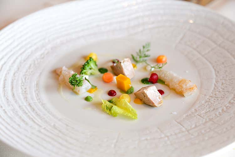 (Domenica al Quarto Piano di Rimini Silver Succi fa tornare bambini)