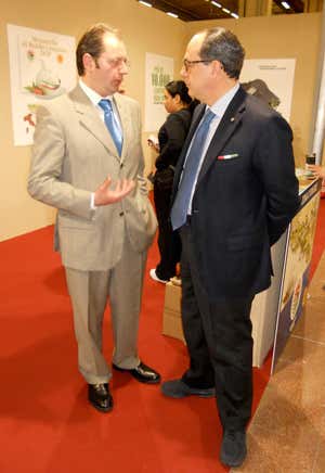 Domenico Raimondo insieme all'eurodeputato Paolo De Castro