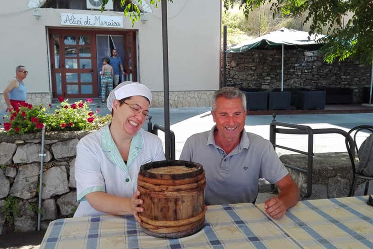 Donatella Marino e Vittorio Rambaldo Le Alici di Menaica in scena a Milano