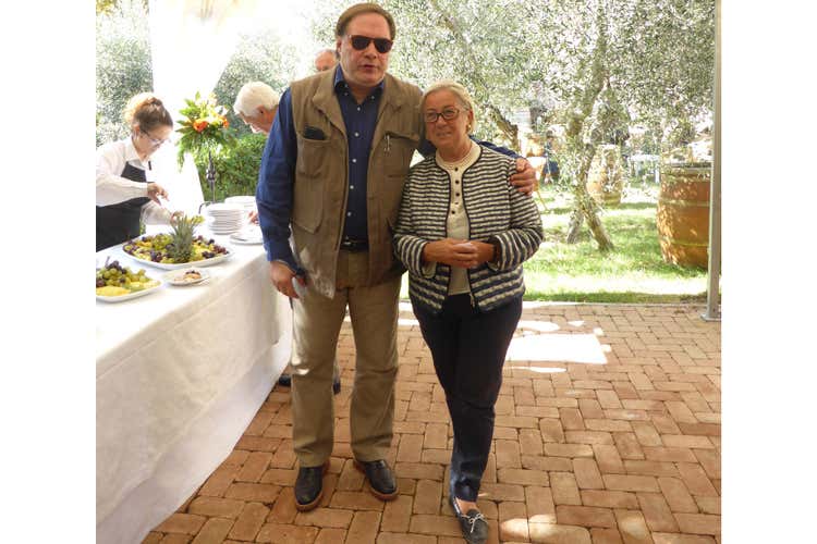 Ian D'Agata e Donatella Cinelli Colombini - Le Donne del Vino a Vinitaly Degustazioni dedicate ai vitigni autoctoni Ian D'Agata e Donatella Cinelli Colombini - Le Donne del Vino a Vinitaly Degustazioni dedicate ai vitigni autoctoni