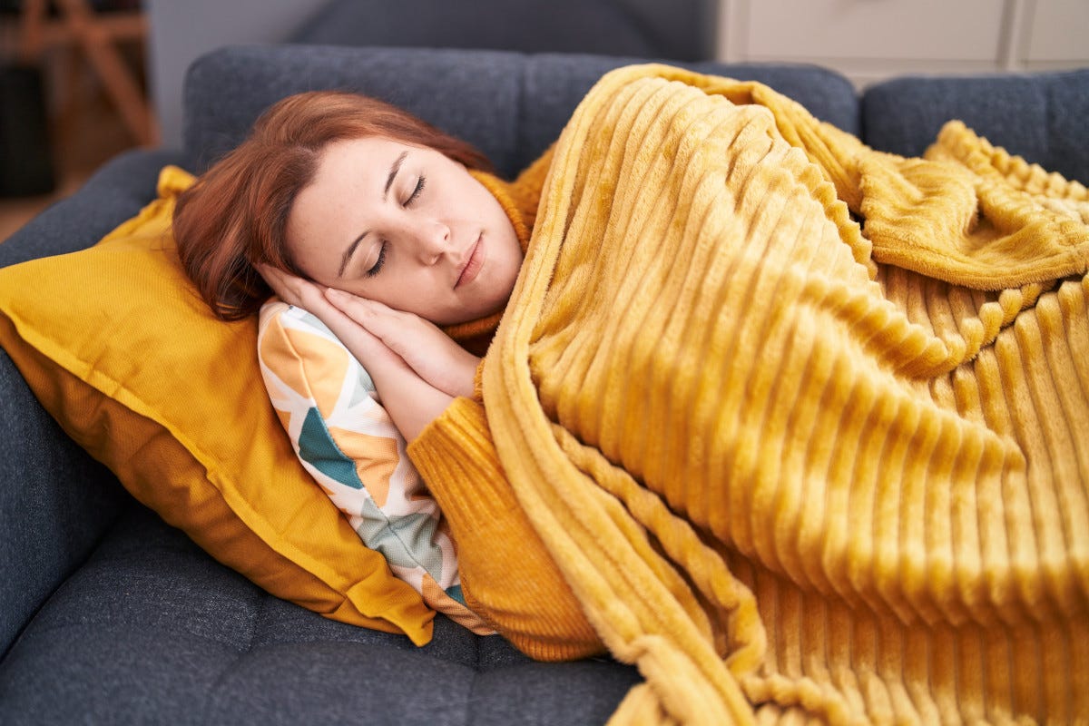 Dormito male: il riposino pomeridiano ti può aiutare contro la stanchezza?