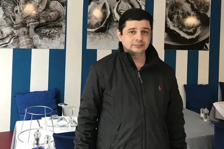 Douglas Di Modica Oyster