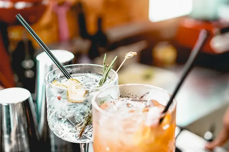 La pandemia spegne la voglia di drink 